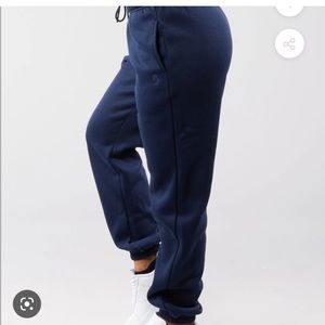 Buffbunny untamed joggers